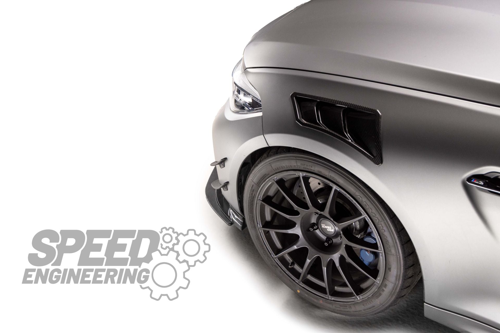 Carbon Kotflügelentlüftung passend für BMW M2 F87 Competition
