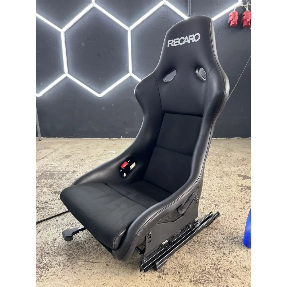 Recaro Pole Position schwarz mit ABE - Schalensitz